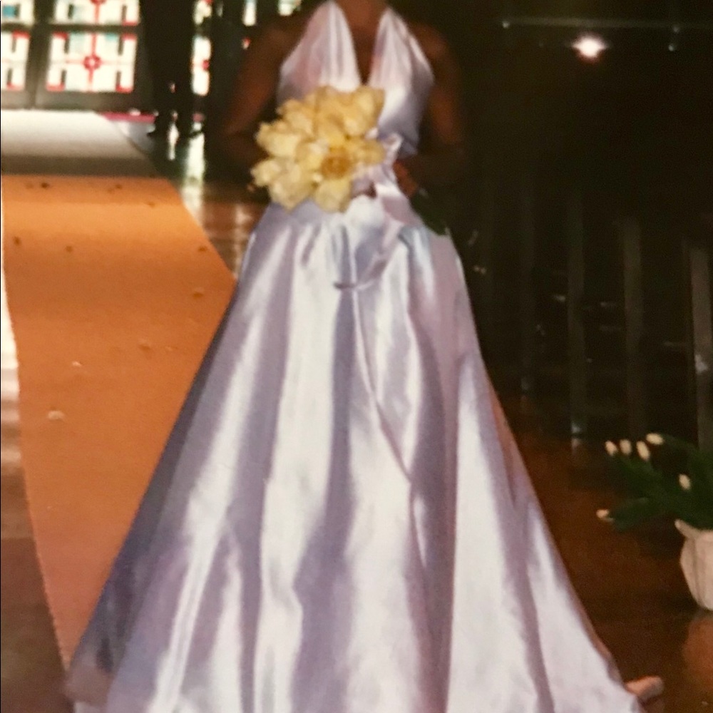 Lila Broude Wedding Gown